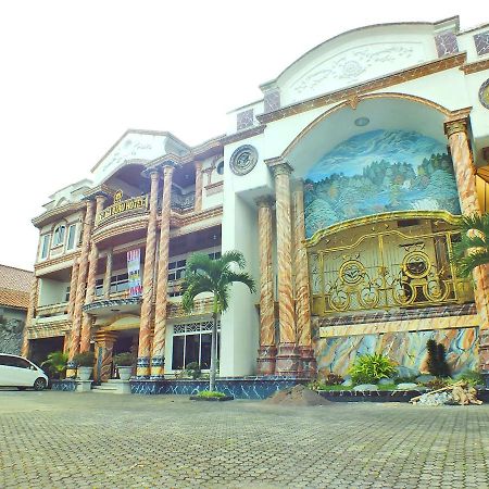 Delaga Biru Convention Hotel Bogor Eksteriør bilde