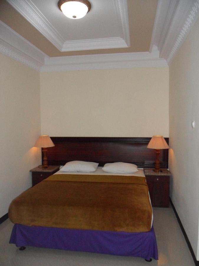 Delaga Biru Convention Hotel Bogor Eksteriør bilde